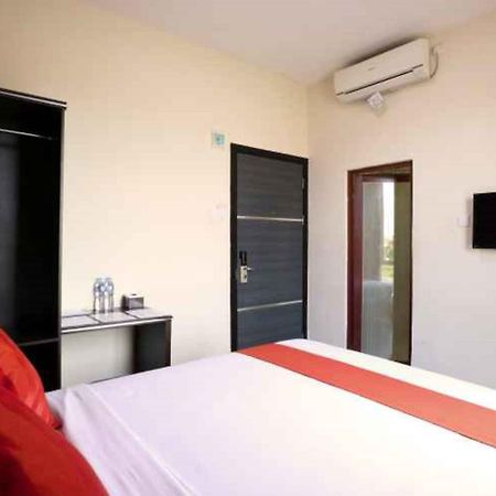 Blitz Hotel Batam Ngoại thất bức ảnh