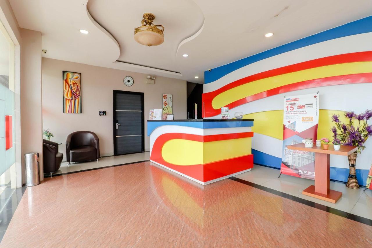 Blitz Hotel Batam Ngoại thất bức ảnh