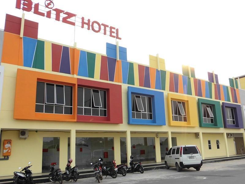 Blitz Hotel Batam Ngoại thất bức ảnh