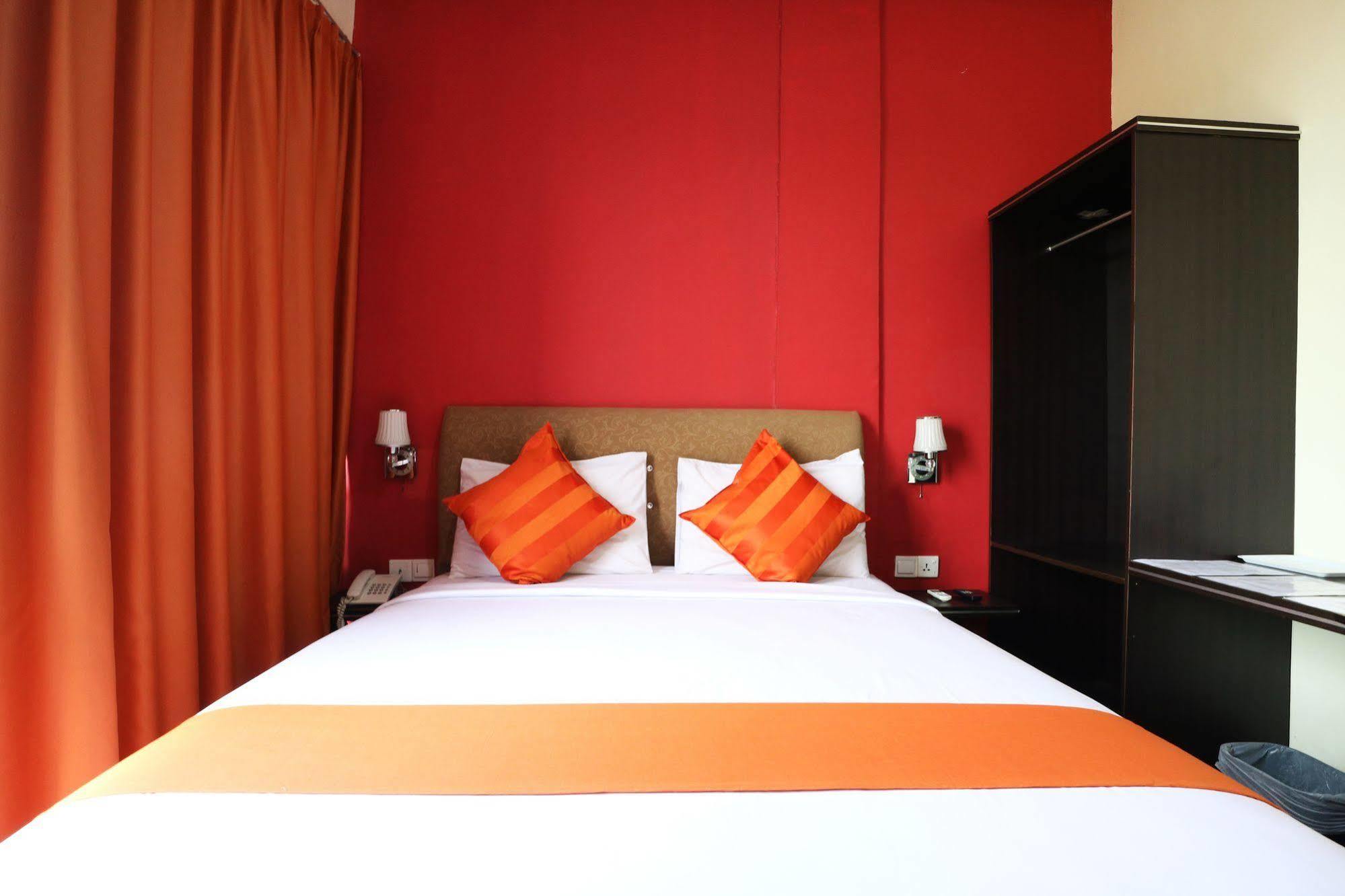 Blitz Hotel Batam Ngoại thất bức ảnh
